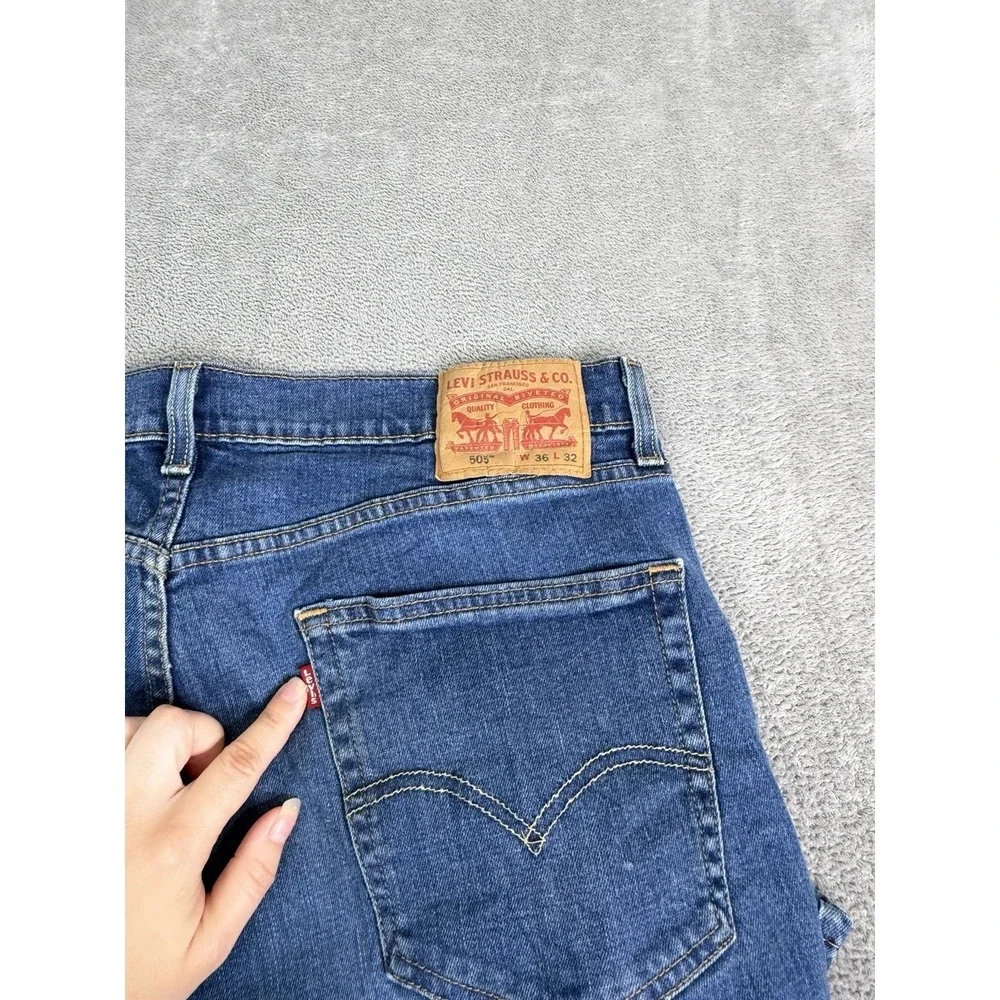 Levis measurements are
